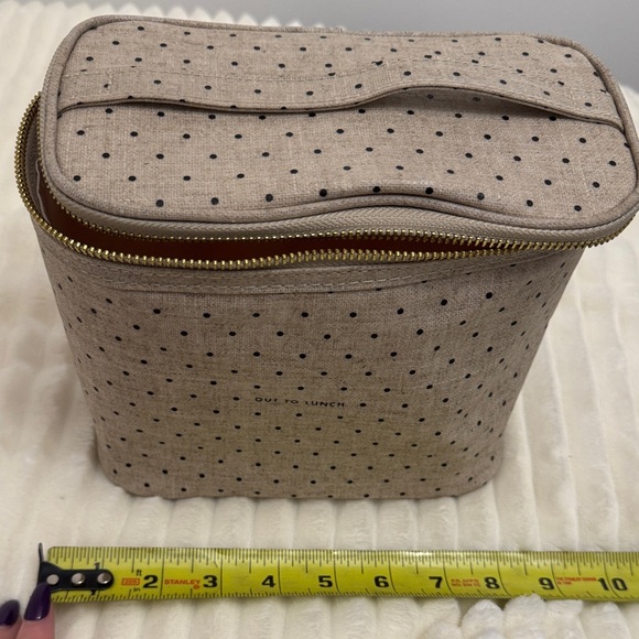 Kate Spade Beige Polka Dot Lunch Bag - Picture 2 of 5